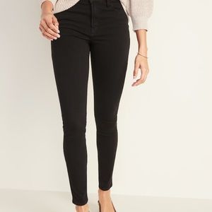 Old Navy Rockstar Jeans Size 8